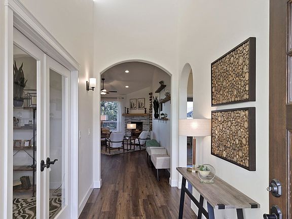 4th image of 10504 N Murcia Ln