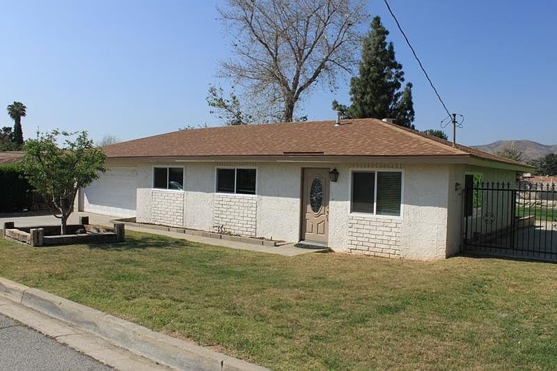 1st image of 34172 Eureka Ave
