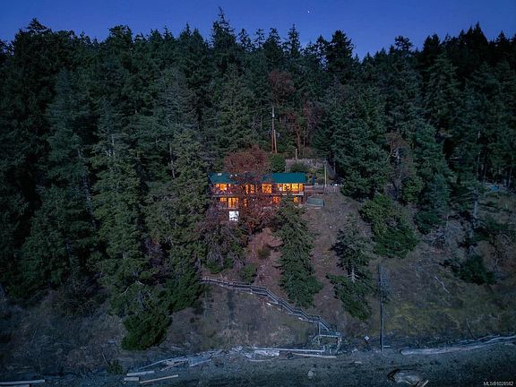 3rd image of 300 Old Scott Rd