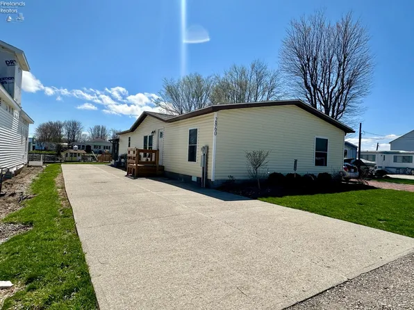 2860 W Risingsun Rd, Port Clinton, OH 43452