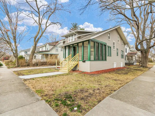 502 W John St, Champaign, IL 61820