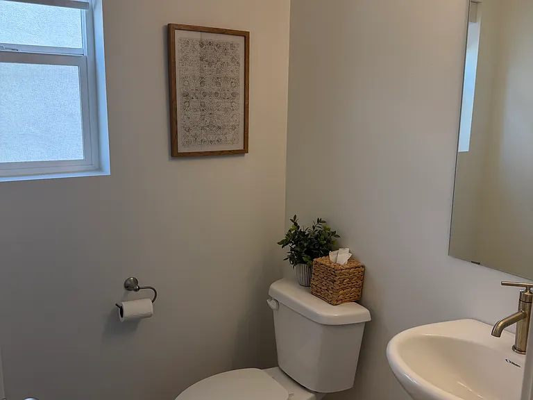 714 N Boseman Way — Photo 13