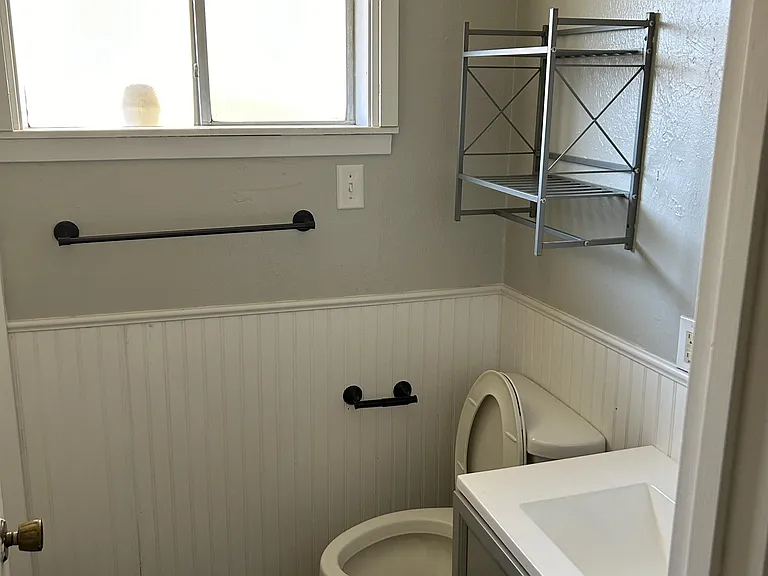 207 Belview Rd — Photo 9