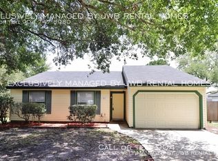 611 Watling Ln, Jacksonville, FL 32221