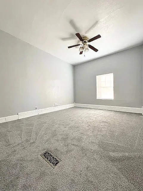 1 bed, 1.0 bath, 450 sqft, $675 — Photo 2