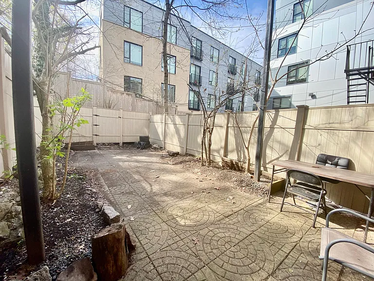 8 Sewall St #A1 — Photo 12