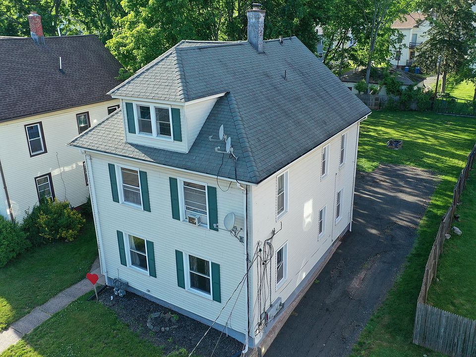 1st image of 154 Jubilee St #1