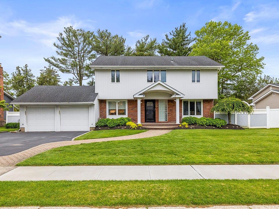 1st image of 3 Colgate Lane