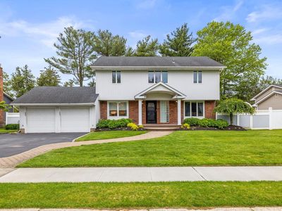 3 Colgate Lane, Woodbury, NY, 11797