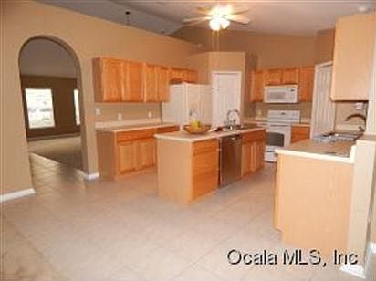 4th image of 4509 SE 31st Pl