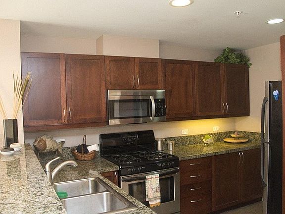 2nd image of 530 K St #5B