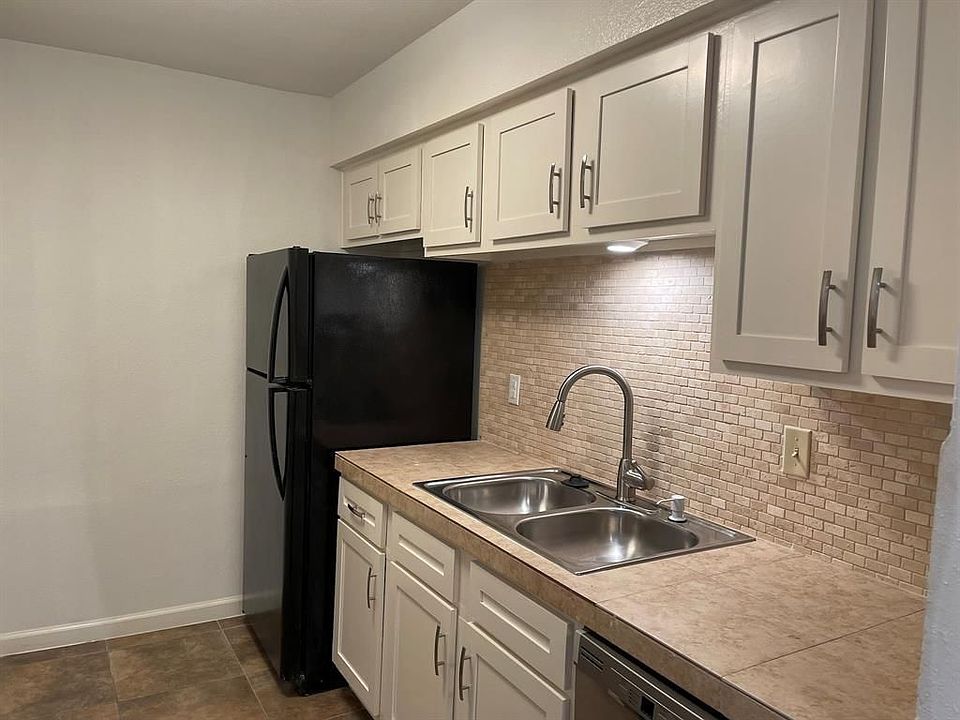 1st image of 5550 N Braeswood Blvd APT 188