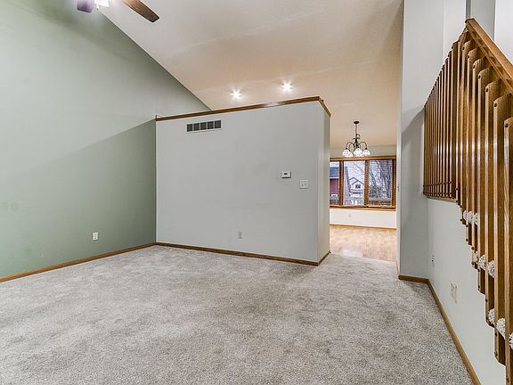 5th image of 3921 Brookdale Cir