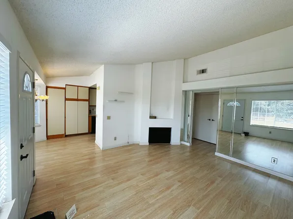 216 Alicante Aisle, Irvine, CA 92614