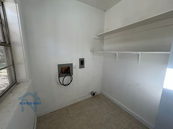 5th image of 502 Jefferson Pl
