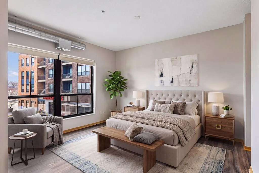 1 bed, 1.0 bath, 773 sqft, $1,695 — Photo 2