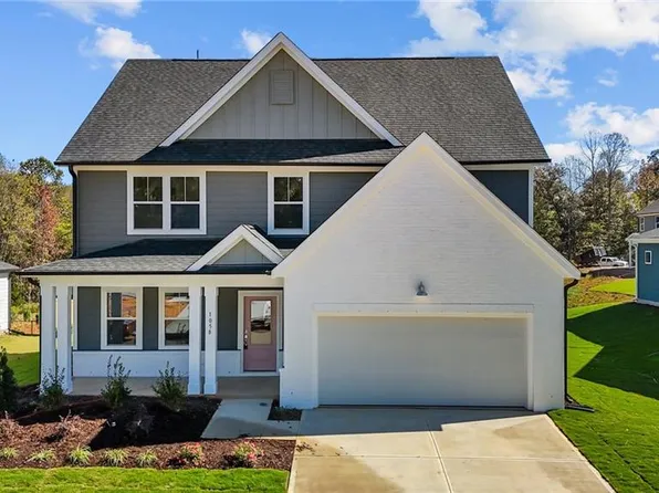 1058 Grey Flint Pl, Mebane, NC 27302