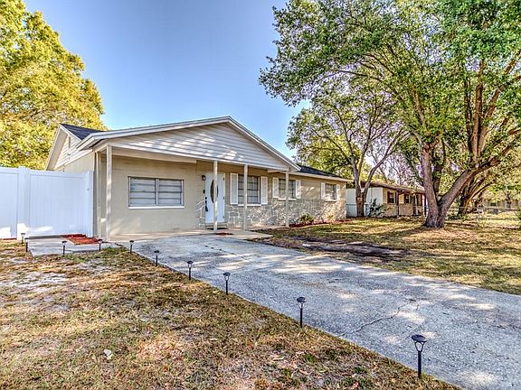 3rd image of 7030 Glenview Dr