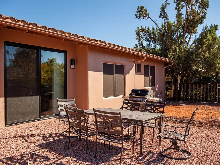 155 Quartz Dr — Photo 7
