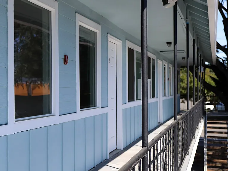 Fairway Apartments — Photo 12