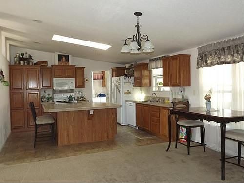 4th image of 1600 E Vista Way Space 33