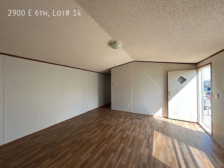 2900 E 6th Ave #14 — Photo 8
