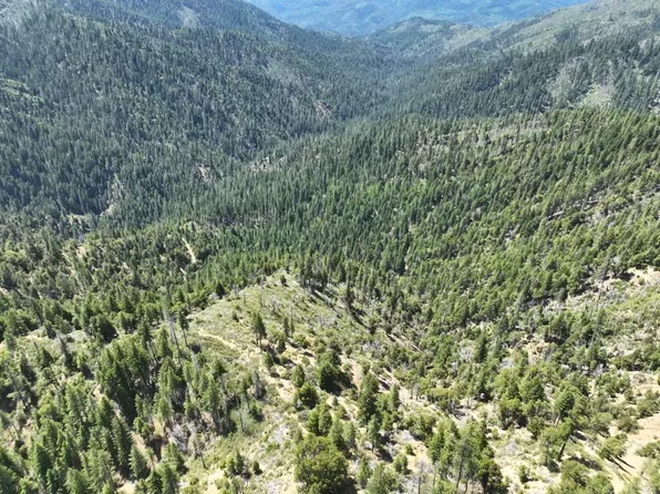 2510 Fs Rd, Hyampom, CA 96046