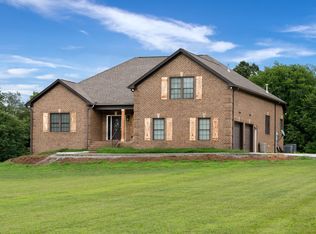 9395 Cross Plains Rd, White House, TN 37188