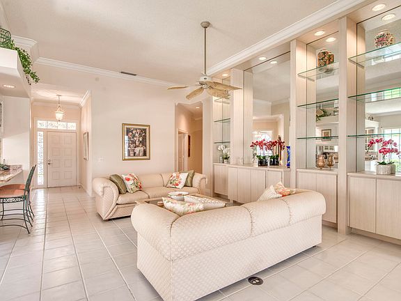 5th image of 8208 SE Palm Hammock Lane