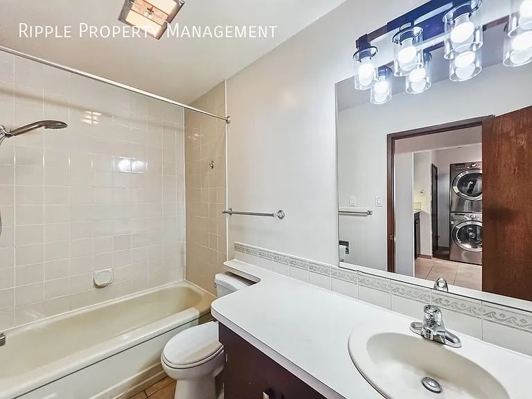 614 56th Ave SW #UPPER — Photo 16