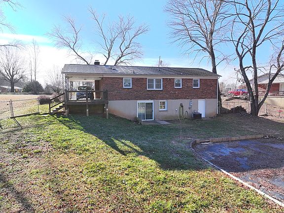 2nd image of 206 April Ln