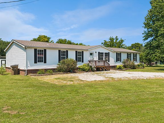 2nd image of 15575 Beaumont Pl
