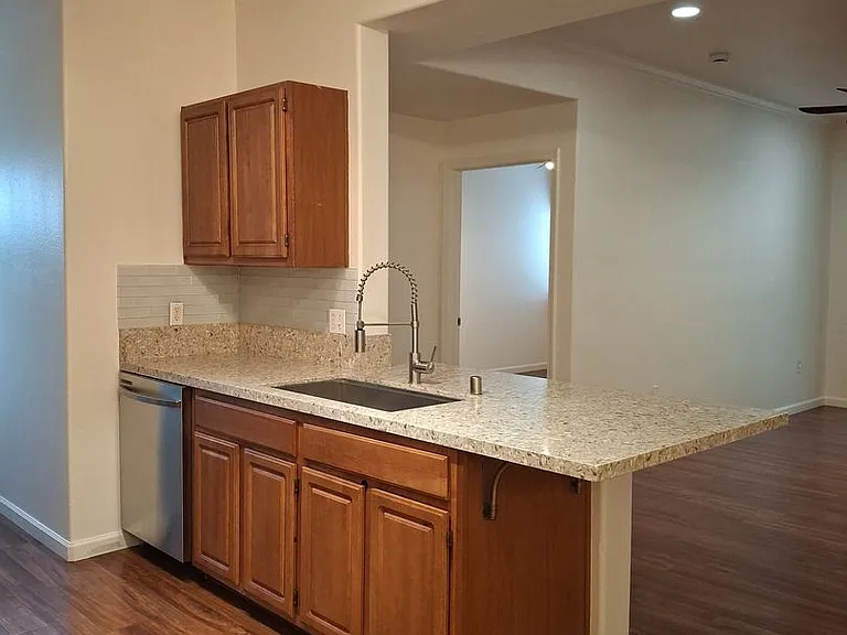 501 Gibson Dr #1914 — Photo 4