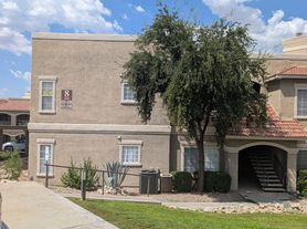 1500 E Pusch Wilderness Dr