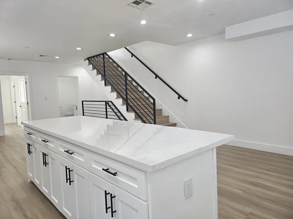 1626 W 205th St, Torrance, CA 90501