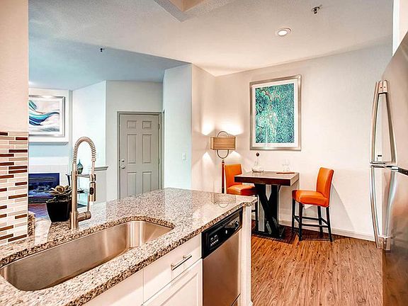 4th image of 650 S Dahlia Cir #B105