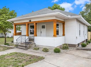 105 Fayette St, Augusta, MI 49012