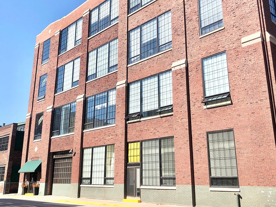 1st image of 630 N College Ave #20