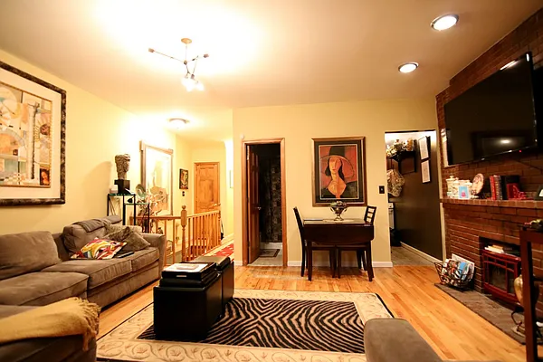 Rented by JK Dansar Corp | media 4