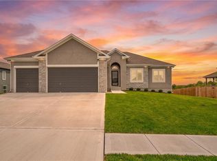 1017 Fox Trot Dr, Odessa, MO 64076