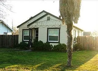 3757 Alameda Ave photo 1