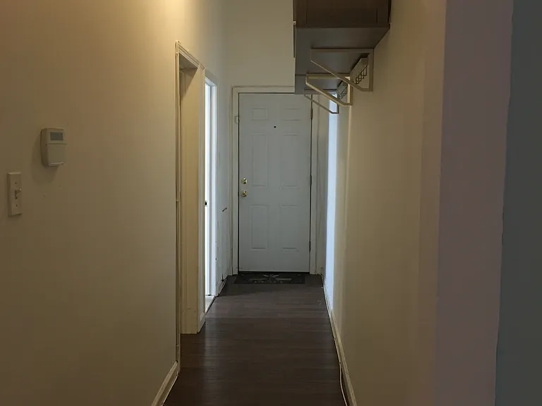 109 S 21st St #4 — Photo 19