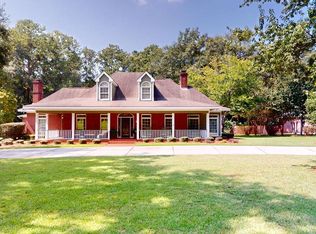 5 Twin Oaks Ln, Dothan, AL 36303
