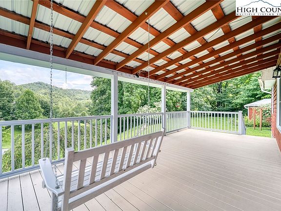 2nd image of 281 Woodbriar Drive