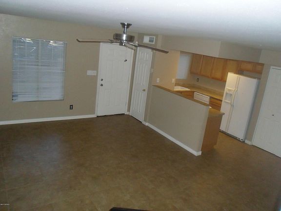 4th image of 10015 N 14th St Unit 5