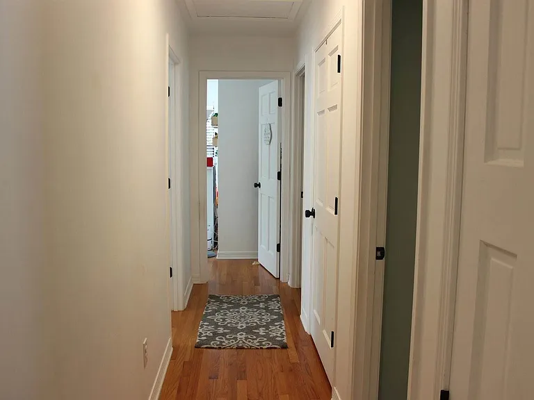 334 Jamaica Way — Photo 11