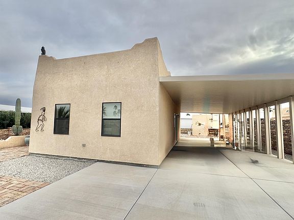 2nd image of 13587 E 49th St