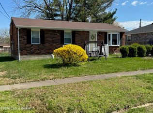 9715 Turnpike View Dr, Louisville, KY 40229