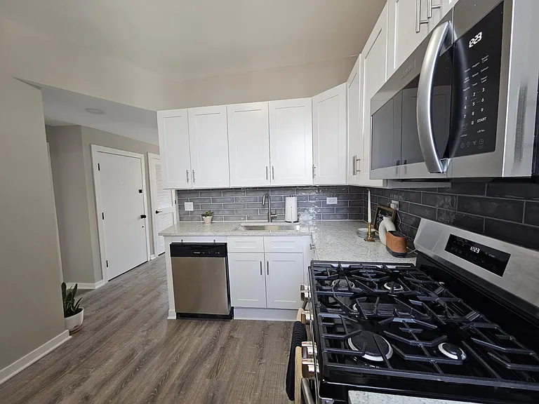 909 S Bell Ave #2 — Photo 11