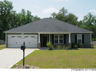 133 New Castle Ln, Spring Lake, NC 28390
